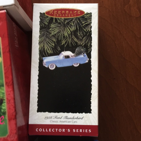 Lot of Hallmark Barbie Keepsake Ornaments - Picture 13 of 13